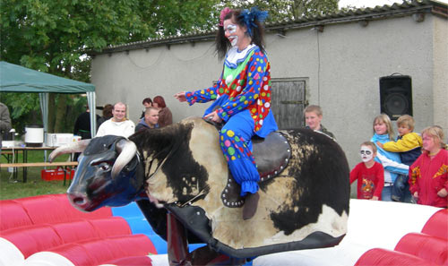 RODEOREITEN Verleih f&uuml;r Ihren Event - Klicken Sie hier nicht sondern warten sie bis die Seite sich neu l&auml;dt